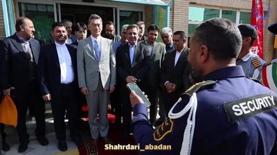  استقبال از سفیر ژاپن در آبادان با شعرخوانی محلی