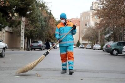  نگرانی کارگران فضای سبز شهرداری شوش از آلودگی هوا/ به ما ماسک‌های فیلتردار بدهند