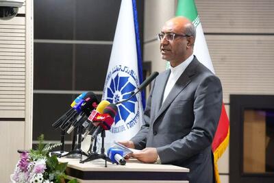  استاندار: ۴۰ درصد صادرات ایران به عراق از مرزهای کرمانشاه انجام می‌شود/ از استانهای کم برخوردار حمایت شود