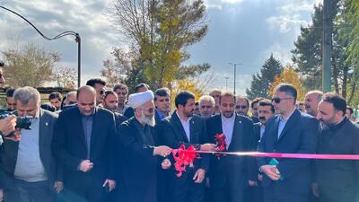  استاندار همدان در سفر به نهاوند چند طرح عمرانی و اقتصادی را افتتاح کرد
