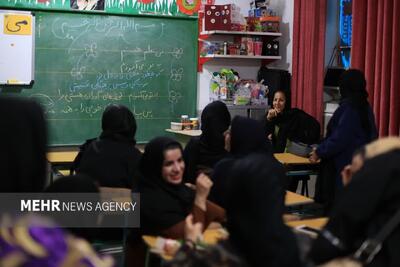  افزایش سقف سنی متقاضیان معلمی؛راهی برای ورود بیشتر سی ساله‌ها به مدارس