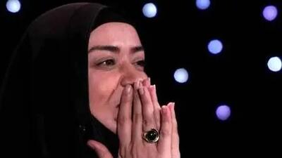  فیلم / ضجه گریه های الهام چرخنده در برنامه زنده : من یک سلام به فرمانده گفتم و این هزینه دارد... باید