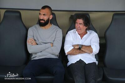  اعتراض هواداران استقلال در مورد روزبه چشمی