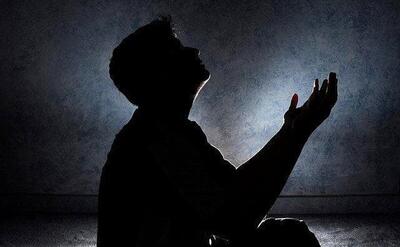  نماز استغفار؛ برای وسعت رزق و رفع گرفتاری و تطهیر باطن