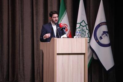  غلامزاده: شهروندان مهم‌ترین مخاطب فعالیت‌های بین‌المللی شهرها/ همکاری‌های بین‌المللی ضمن کاهش هزینه‌ها زمینه‌ خدمات‌رسانی بهتر را فراهم می‌کند