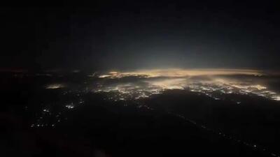  هوای آلوده تهران از زاویه دید یک خلبان هنگام فرود در مهرآباد