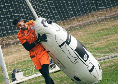  پست جدید گلر صدرنشین: مدافع آخر شش‌دانگ!