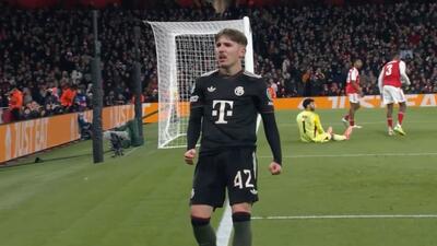  گل اول بایرن مونیخ به آرسنال توسط کارل