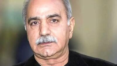  پرویز پرستویی: پاهایم را گذاشتم توی جوی آب و 45 دقیقه با «ابی» حرف زدم (فیلم)