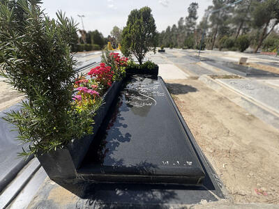  سنگ قبر سخنگو در ایران به مرحله تولید رسید!