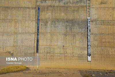  تصاویری از بحران بی‌آبی پشت سدهای خالی