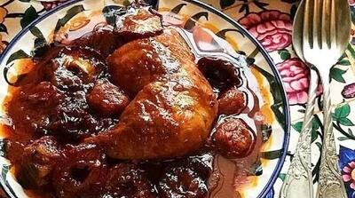  آموزش تهیه کردن خورش مرغ با آلو بخارا؛ با کمترین مواد