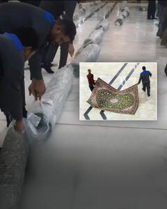  جمع‌آوری فرش‌های اهدایی خانواده انصاری از حرم‌های کربلا