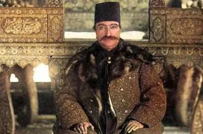  عکس| «ناصرالدین شاه» در کنار مادر و خواهرش، عزت الدوله