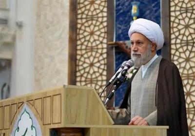  امام جمعه شیراز: خرید کالاهای خارجی بی‌تقوایی است