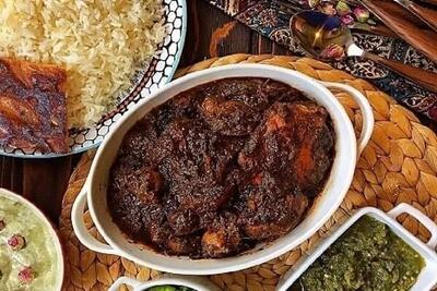  آموزش آشپزی / طرز تهیه مرغ ترش یلدایی با سبزی های معطر شمال