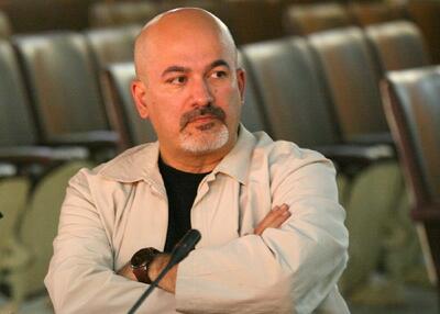  محمد درویش: قبح مازوت‌سوزی ریخته است/ هر ایرانی دو برابر متوسط جهانی سوخت مصرف می‌کند/ سرمایه‌گذاری کشور روی انرژی‌های تجدیدپذیر بسیار امیدبخش است/ دولت به جای افزایش قیمت سوخت سراغ توقف خودروهای فرسوده برود