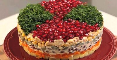  سالاد که نیست اثر هنریه، ادایی ترین سالاد برای شب یلدا | طرز تهیه سالاد چند لایه برای شب یلدا 1404