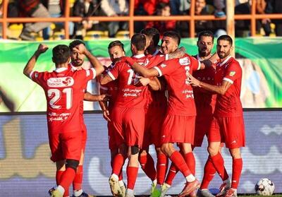  پرسپولیس با برد و صدرنشینی موقتی به دربی رسید/ ارونوف باز هم ناجی شد