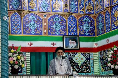  موسوی: دشمن با فشار اقتصادی به‌دنبال جدایی مردم از انقلاب است