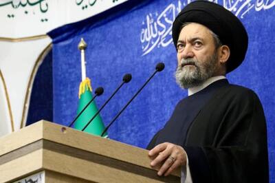  خطیب نماز جمعه اردبیل: بعضی‌ها خیال می‌کنند مقصر در بی‌بارانی فقط مردم هستند! / قطع درختان دزدی از بیت‌المال است