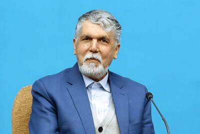  وزیر فرهنگ و ارشاد اسلامی از حل مشکل کاغذ در آینده نزدیک خبرداد