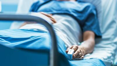  خواننده افسانه ای نابینا شد+ عکس