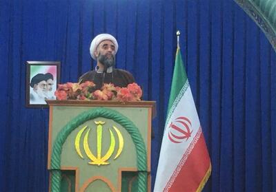  امام جمعه موقت بوشهر: رمز اقتدار کشور روحیه بسیجی و تکیه بر توان داخلی است - تسنیم