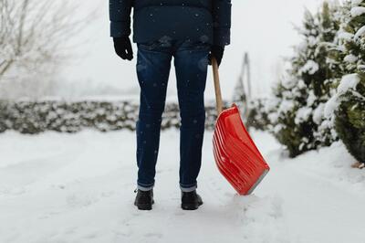  چطور بهترین شلوار جین مردانه و زنانه را برای زمستان انتخاب کنیم؟