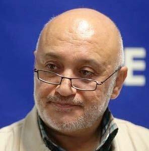  گذار به علوم اجتماعی انتقادی