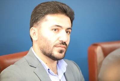  رئیس شورای استان چهارمحال و بختیاری در اجلاس این شورا قدردانی از استاندار و تأکید بر ضرورت توجه به جایگاه شوراها و حل بحران آب و بهداشت