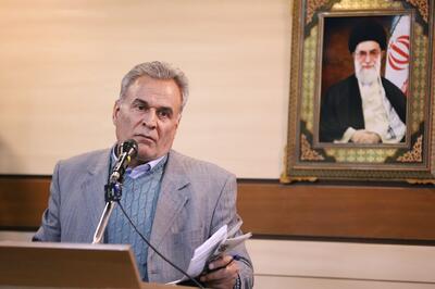  انتقاد دبیر کانون بازنشستگان تهران از سامانه ۱۴۲۰ | «چرا به بازنشستگان اطلاعات غلط می‌دهید؟»