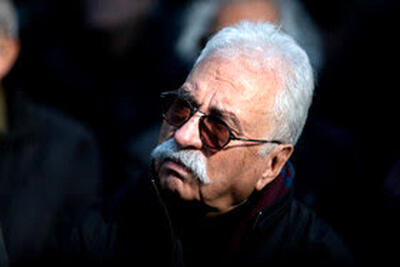  حضور برخی هنرمندان در مراسم ختم هادی مرزبان