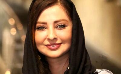  نفیسه روشن در کنسرت رضا صادقی سیاه‌پوش شد