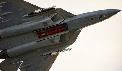  سوخو۵۷ در بیخ گوش ایران به پرواز درآمد