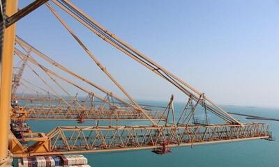  پایان عملیات لایروبی و تعمیق هفت پست از اسکله‌های بندر شهید رجایی