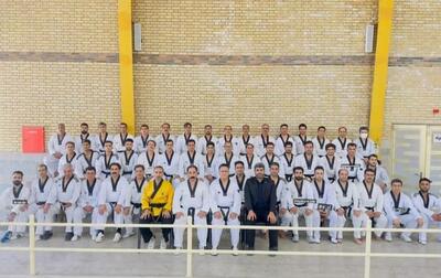  مهران، میزبان داوران و مربیان کاراته ۱۵ استان کشور