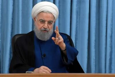  روحانی: همچنان باید در خط مقدم مردم سینه سپر کنند