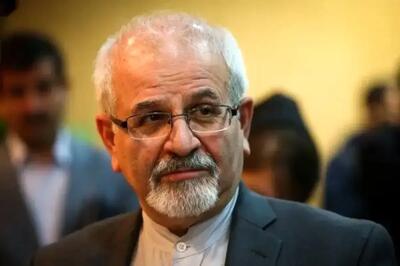 محمدکاظم سجادپور: سیاست خارجی کشور آلوده به نگاه «مانوی» خیر و شر شده/ باید تاریخ را تنها به‌صورت وقایع نبینیم؛ بلکه باید معنا و اندیشه را در آن درک کنیم