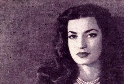  «اشرف پهلوی» در حال نواختن ساز در کنار «فوزیه»؛ سال 1320