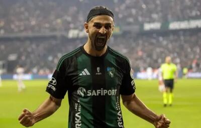  مهاجم پرسپولیسی همچنان داغ دل‌‌ها را تازه می‌کند!