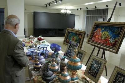  هنر دستان بانوان ایران و عراق در بغداد به نمایش گذاشته شد
