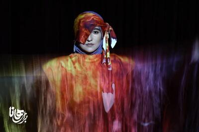  نمایش «برای هانا» اجرا می‌شود