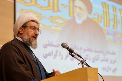  امام جمعه تبریز: آیت الله العظمی میلانی آثار معنوی محیط را هم درک می کرد