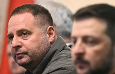  زلنسکی رسما رئیس دفتر خود را برکنار کرد