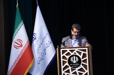  عضو هیئت امنای انجمن آثار و مفاخر فرهنگی: سکندر امان‌الهی بهاروند؛ بنیان‌گذار لرستان‌شناسی نوین است