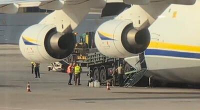  هواپیمای اوکراینی کامیون‌های نظامی آمریکایی را در فرودگاه اراضی اشغالی بارگیری کرد