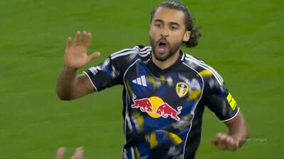  گل اول لیدز به منچستر سیتی (دومنیک کالورت لوین)