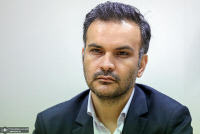  حمیدرضا قاسمی: بودجه ۱۴۰۵، تغییر در ارز ترجیحی و افزایش قیمت بنزین را در دستور دارد/ سیاست‌های قیمتی نه مصرف را کاهش داده‌اند، نه تقاضا را محدود کرده‌اند/افزایش قیمت بنزین از ۳ هزار به ۵ هزار تومان، تورم ۱۰.۵ درصدی ایجاد می‌کند