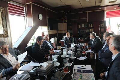  تاکید پزشکیان بر توسعه شبکه ریلی تهران